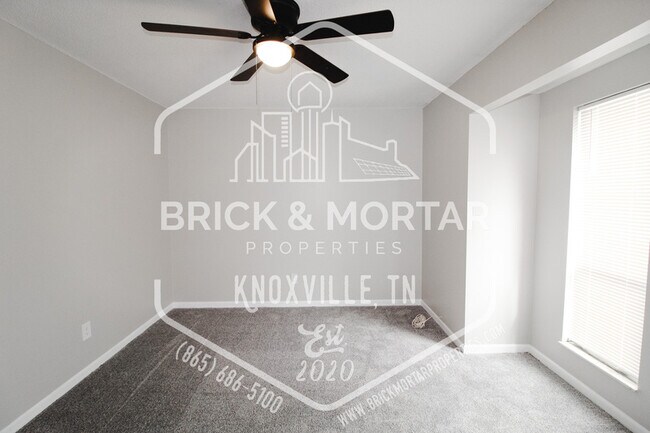 Building Photo - 2105 Belle Terra Rd