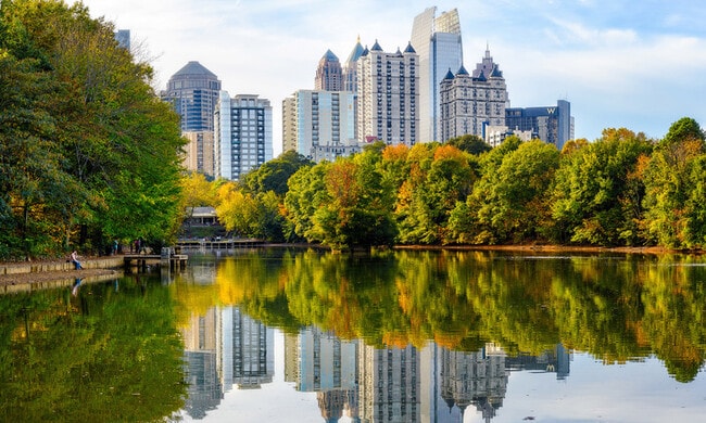 Building Photo - 841 Vedado Way NE