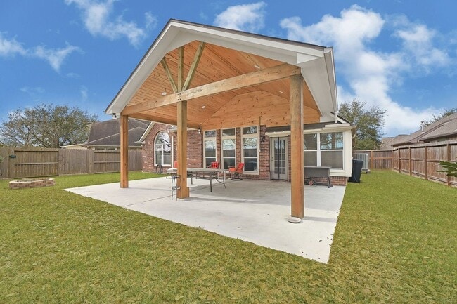 Building Photo - 1319 Bayport Ln