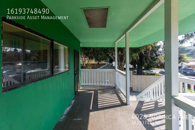 Building Photo - 4028 Nordica Ave