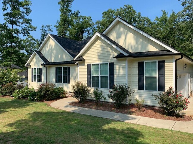 Building Photo - 2486 Golden Forest Dr