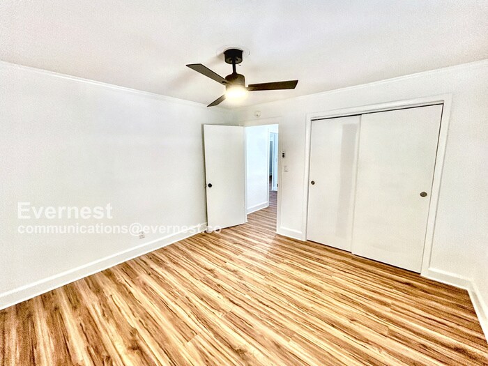 Building Photo - 1391 N Druid Hills Rd