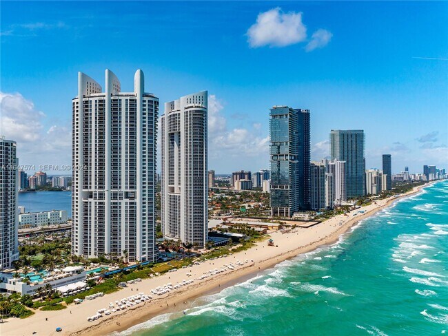 Building Photo - 18101 Collins Ave