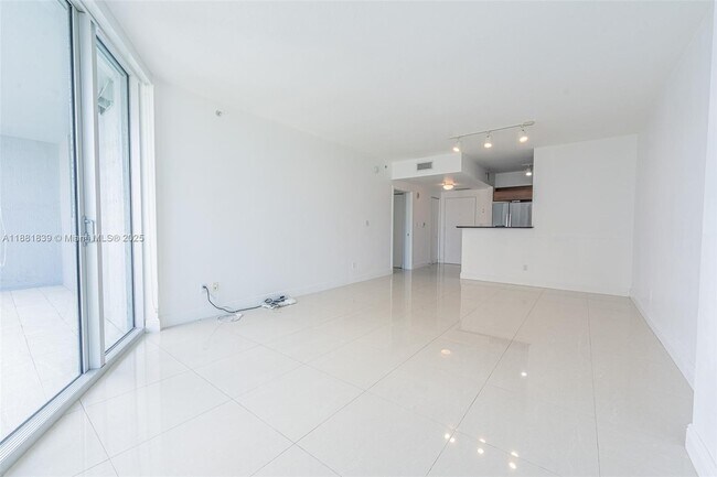 Building Photo - 335 S Biscayne Blvd