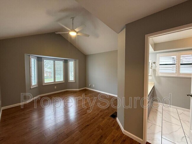 Building Photo - 428 Phoenix Ave