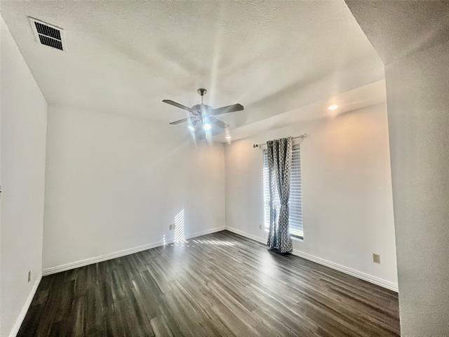 Building Photo - 702 Mt Vernon Dr