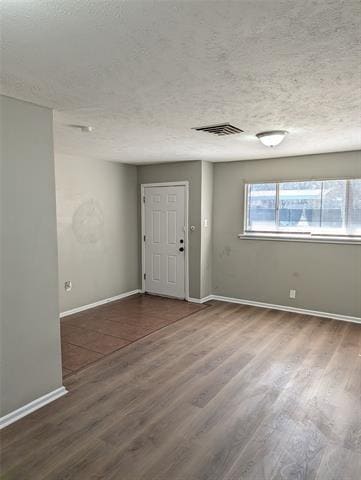 Building Photo - 2105 Forest Ave