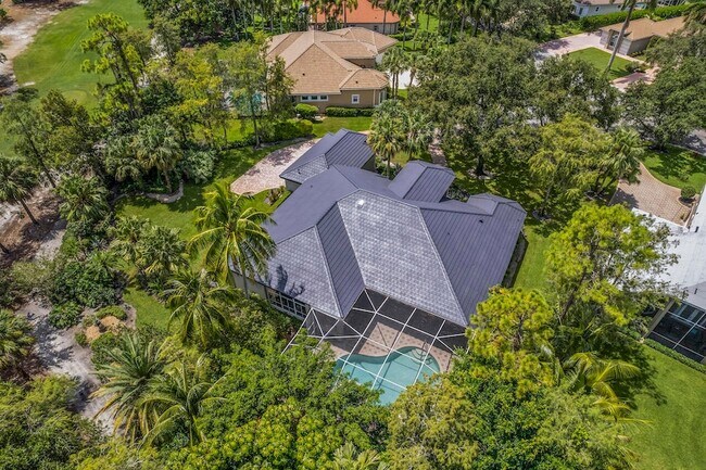 Building Photo - 856 Forest Glen Ln