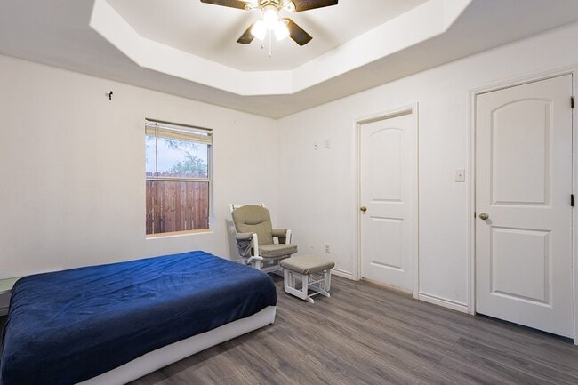 Building Photo - 1308 Church St