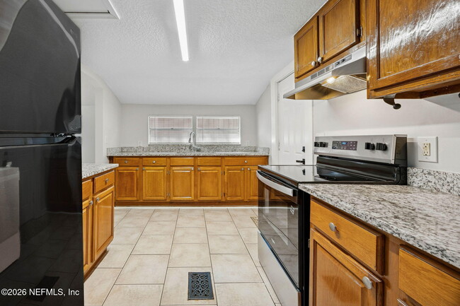 Building Photo - 3502 Fleet St