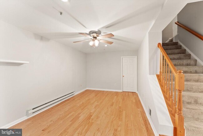 Building Photo - 4339 Runabout Ln