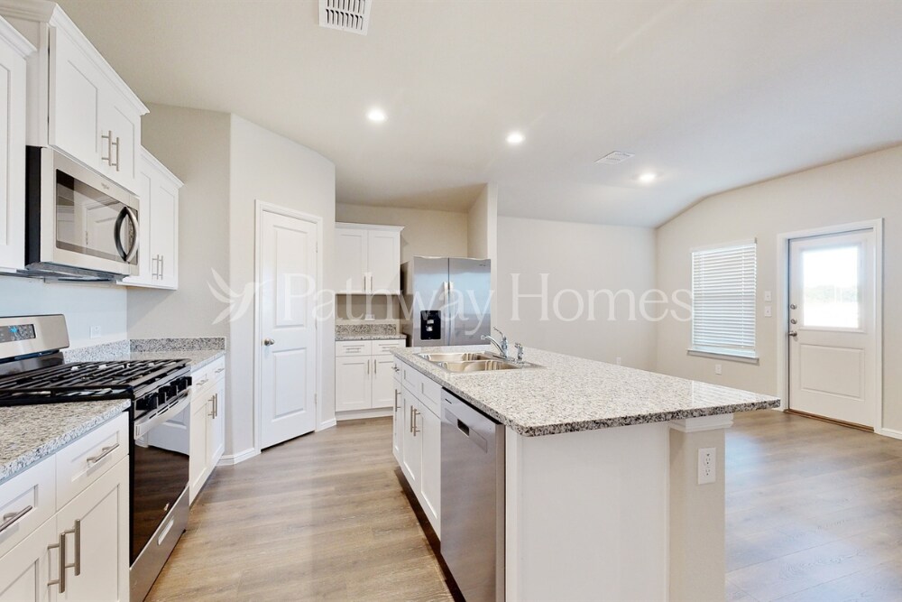 Building Photo - 1625 Vandemere Ct