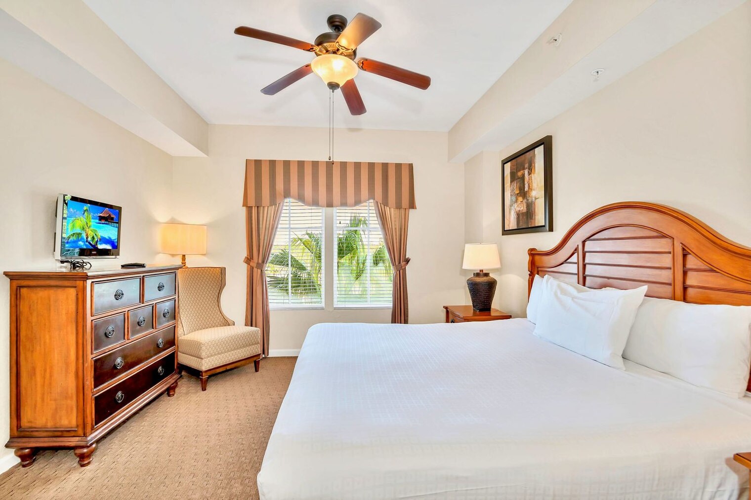 Building Photo - 8113 Resort Village Dr