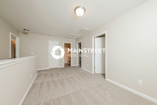 Building Photo - 3 Bedroom Pet-Friendly Home in Winston-Salem, NC with Main Street Renewal