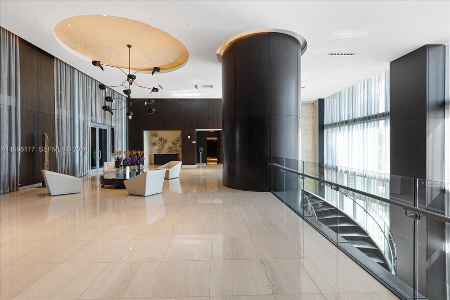 Building Photo - 900 Biscayne Blvd