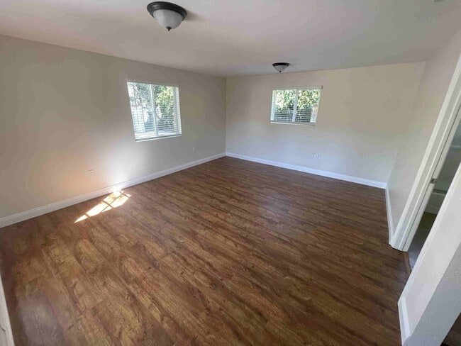 Building Photo - BEAUTIFULLY REMODELED GRANADA HILLS HOME!