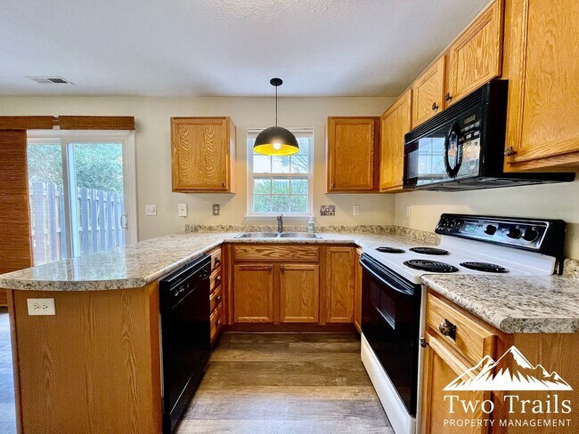 Building Photo - 257 Wiltshire Cir