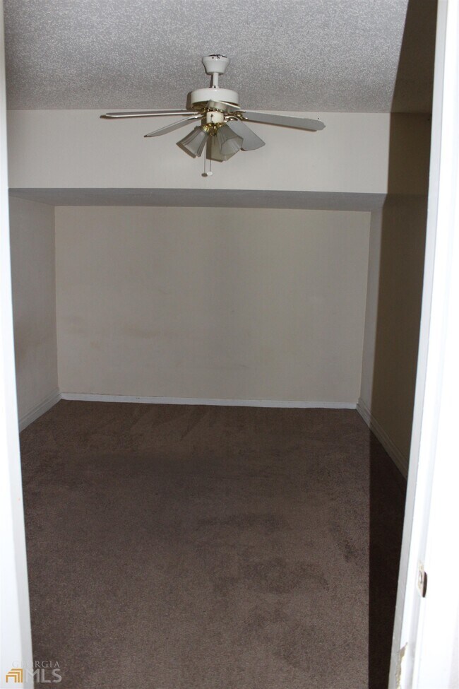 Building Photo - 6008 Creekerton Blvd