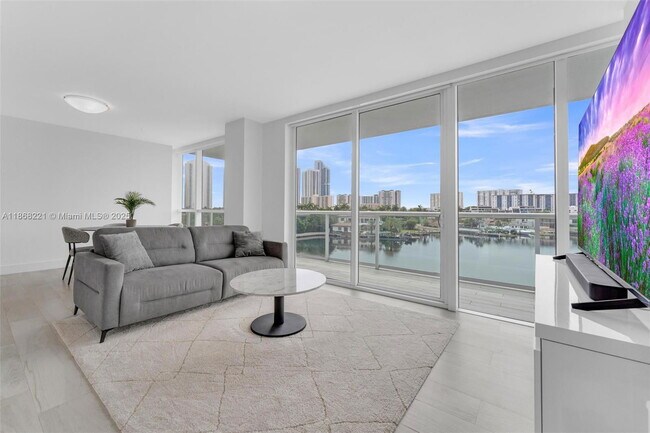 Building Photo - 400 Sunny Isles Blvd