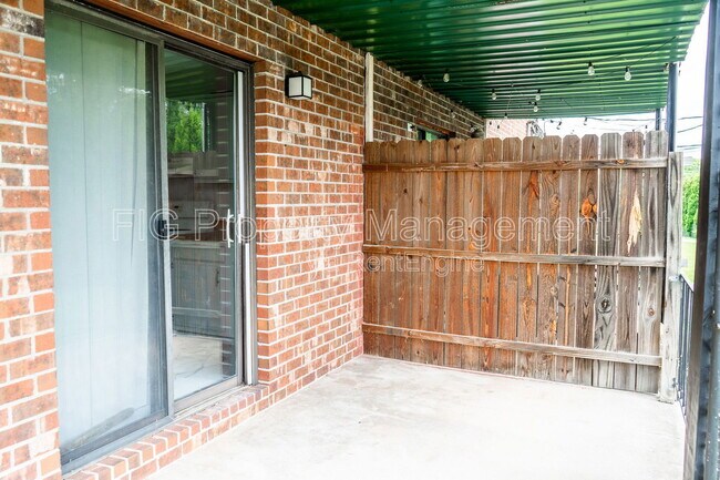Building Photo - 4802 Cannon Ridge Dr