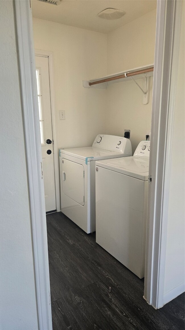 Building Photo - 20814 Clay Landing Ln