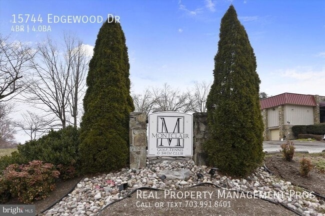 Building Photo - 15744 Edgewood Dr