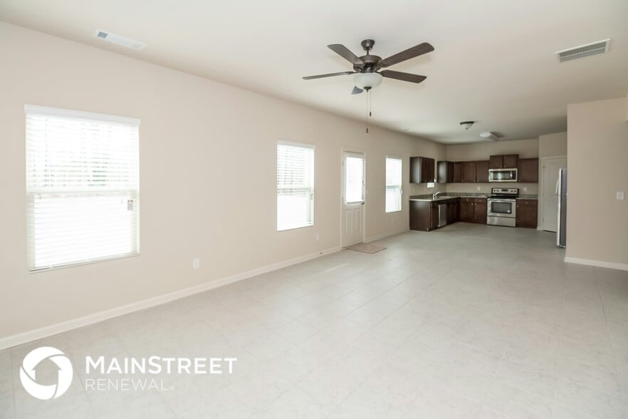 Building Photo - 35 Michelle Wy