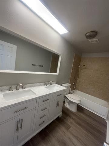 Building Photo - 1104 Southmoor Dr