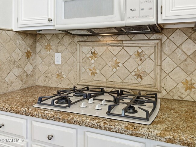 Building Photo - 1698 Ramona Dr