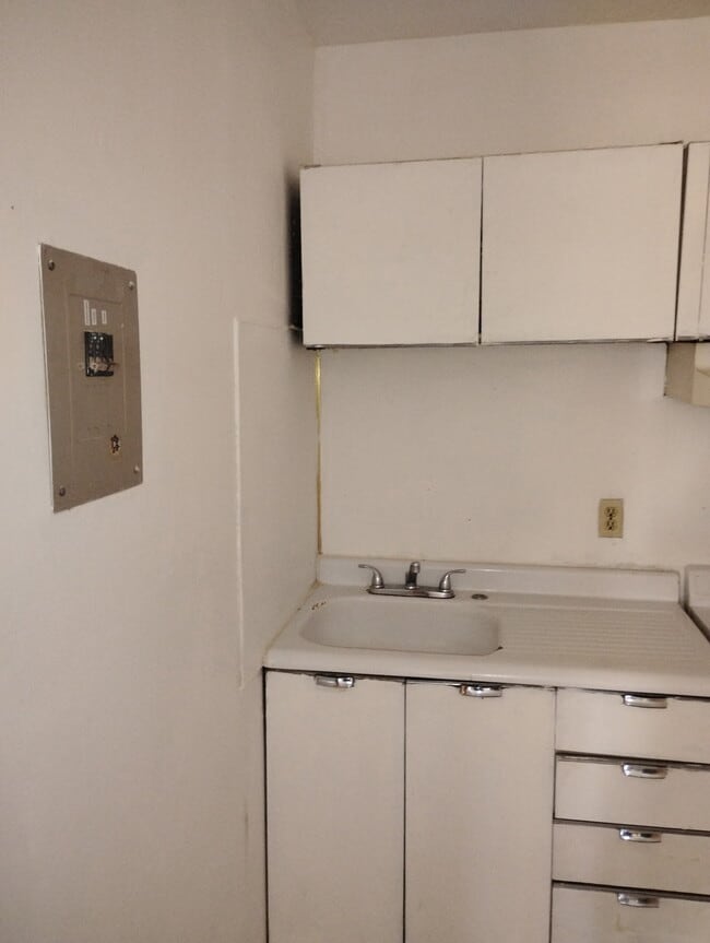 Building Photo - The Residences at Cushman