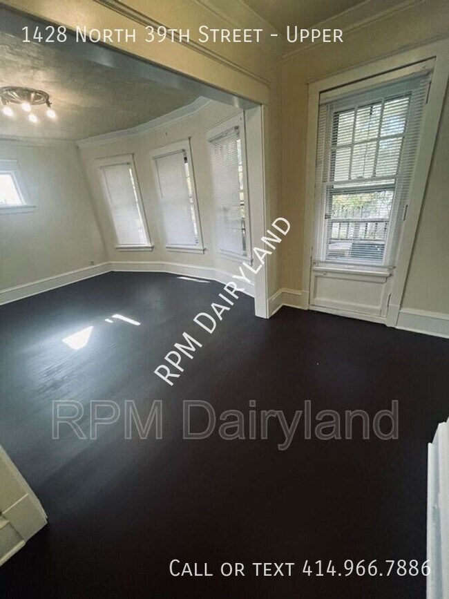 Building Photo - 1428 N 39th St