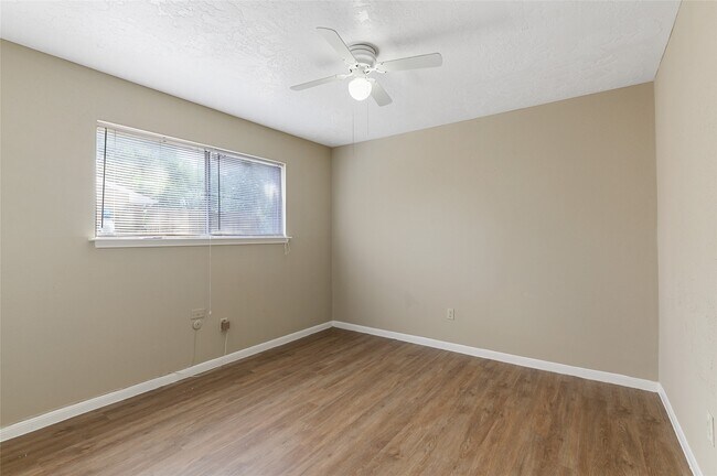 Building Photo - 10427 Huntington Pl Dr