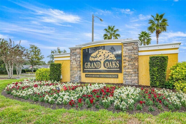 Building Photo - 25818 Bloomsbury Ct