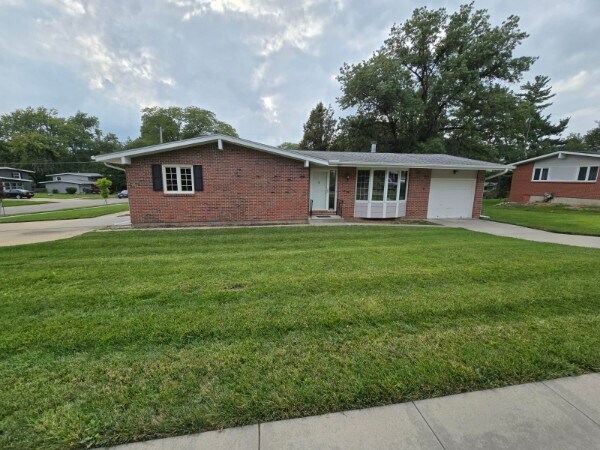 Building Photo - 420 Steinway Rd