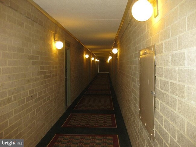 Building Photo - 3100 S Manchester St