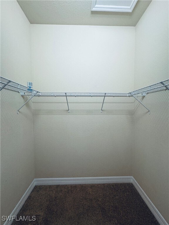 Building Photo - 10480 Carolina Willow Dr