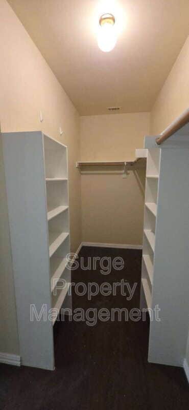 Building Photo - 312 Dover Heights Trail