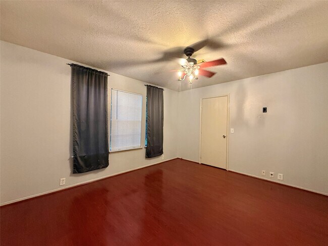 Building Photo - 19134 Broadwind Ln