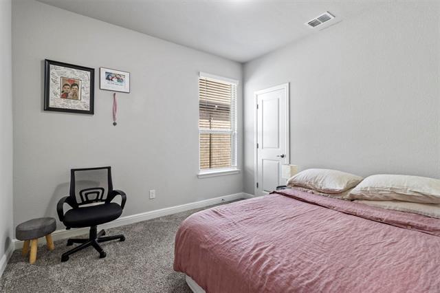 Building Photo - 709 Castlebar Ct