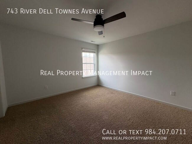 Building Photo - 743 River Dell Townes Ave.