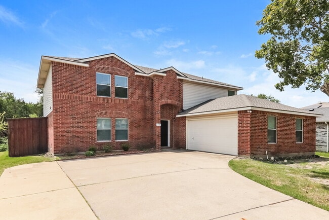 Building Photo - 1435 Foxwood Ln