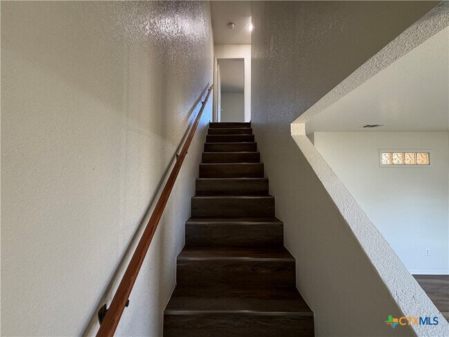 Building Photo - 1107 Shanarae Cir