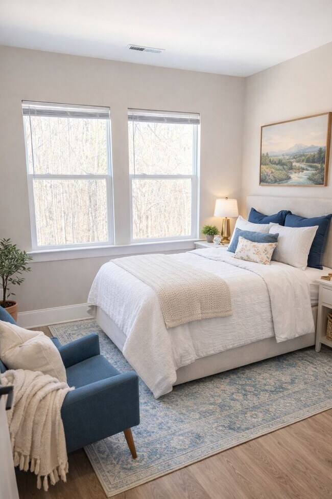 Building Photo - Brand New End-Unit Townhome | 3 BR/2.5BA | 1-Car Garage | Near Downtown Mooresville