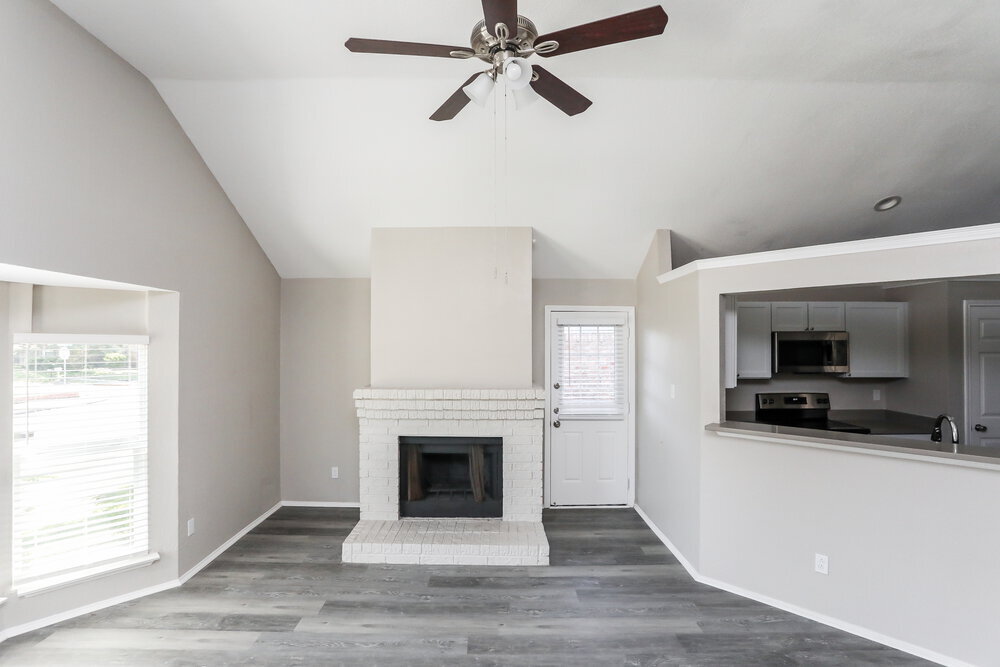 Building Photo - 1329 Planters Rd