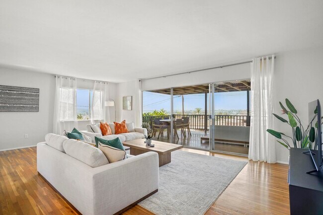 Building Photo - 3640 Princeton Ave