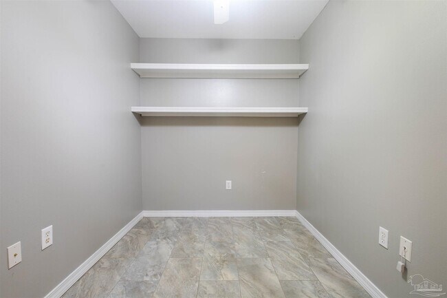 Building Photo - 1409 US-98