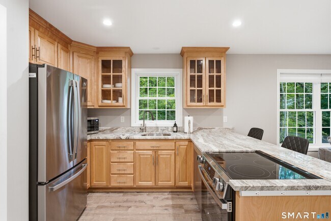 Building Photo - 88 Orcutt Dr