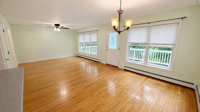 Building Photo - 58 Brookside Dr