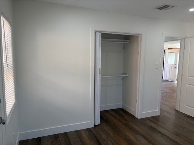 Building Photo - 4131 W 107th St