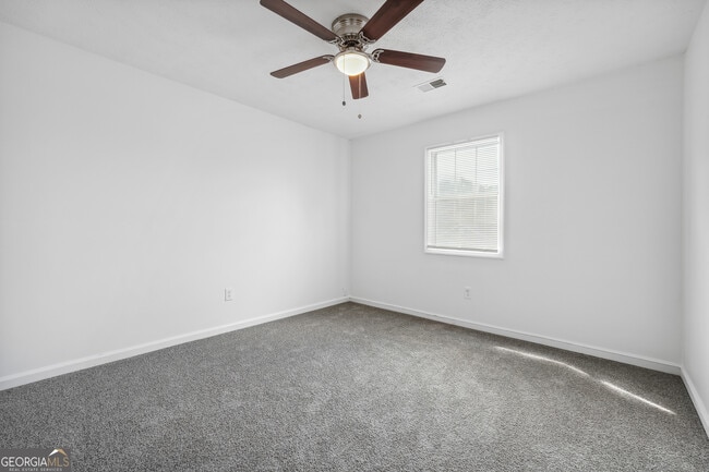 Building Photo - 3758 Westchase Dr
